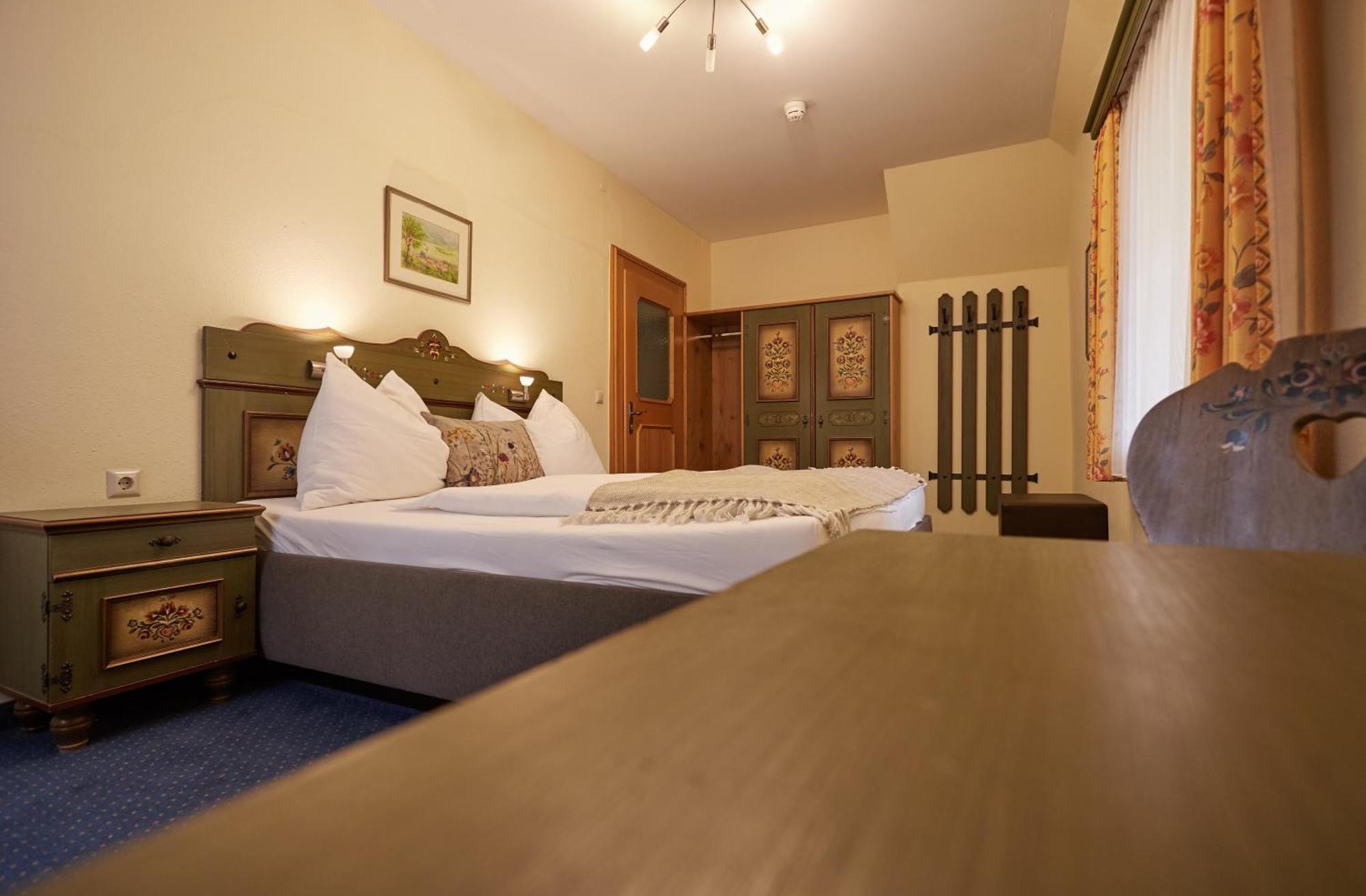 Hotel Gasthof Stenitzer Haus im Ennstal Buitenkant foto